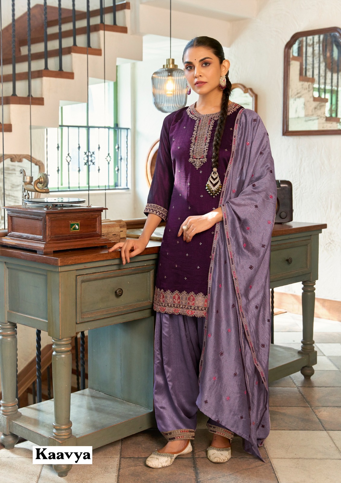 Shruti Suit Kashmiraa Wholesale Salwar Kameez Catalog collection 3